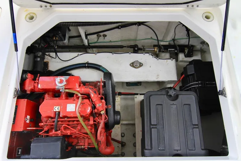 Slide: The Image of Bayliner 3988 Motoryacht 2002 - 78