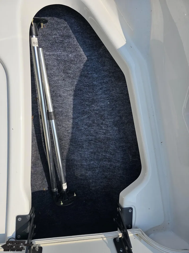 Slide: The Image of Yamaha AR195 2019 - 78