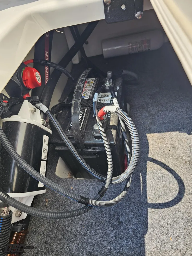 Slide: The Image of Yamaha AR195 2019 - 87