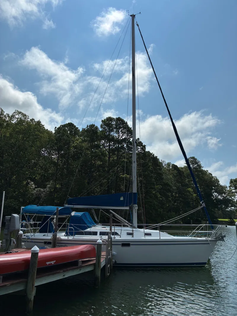 Slide: The Image of Catalina 320 1995 - 2