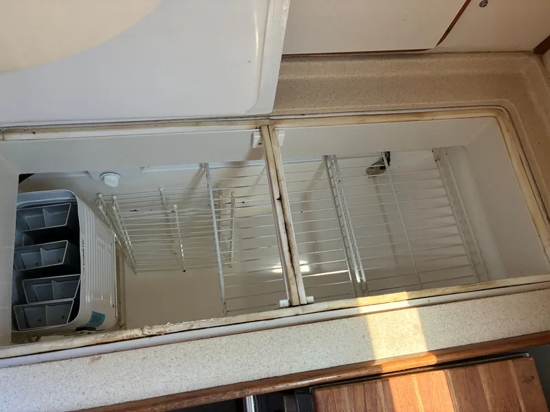 Slide: The Image of Catalina 320 1995 - 39