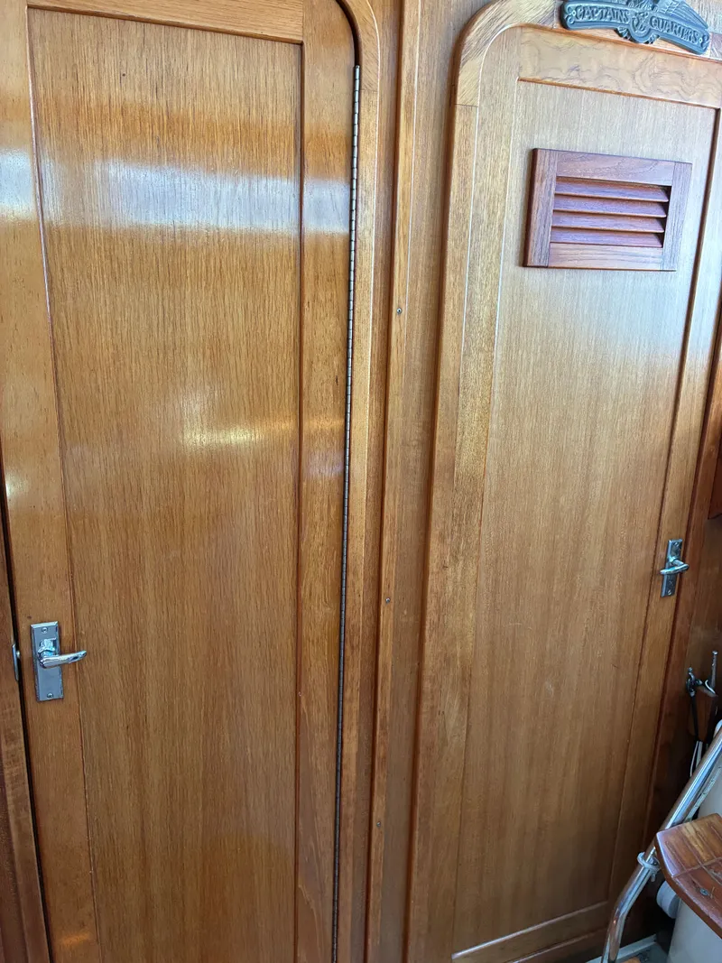 Slide: The Image of Catalina 320 1995 - 67