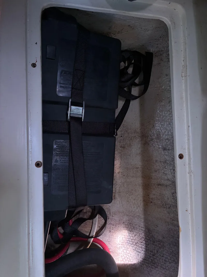 Slide: The Image of Catalina 320 1995 - 80