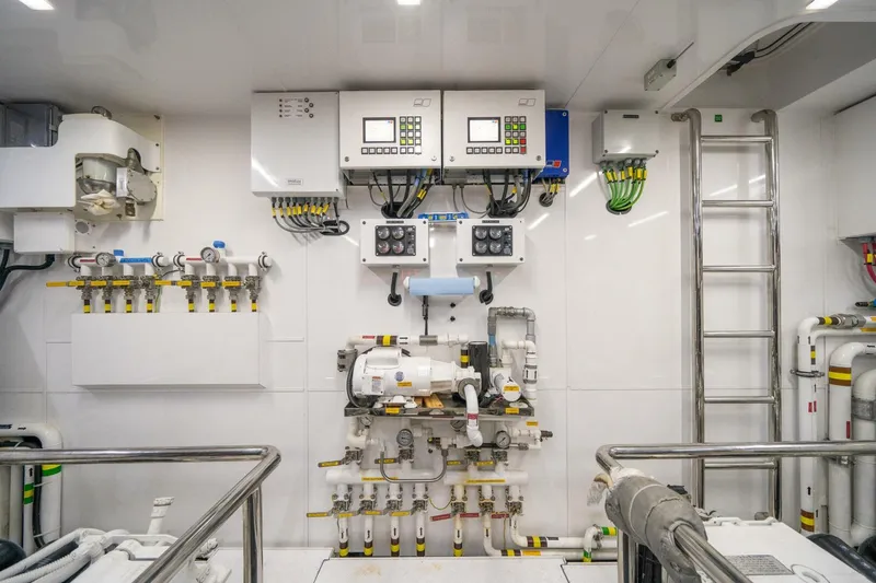 Slide: The Image of Hargrave C92 2020 - 56