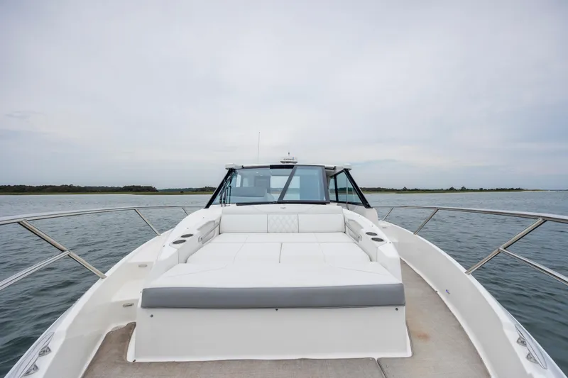 Slide: The Image of Regal 36 Grande Coupe 2022 - 53