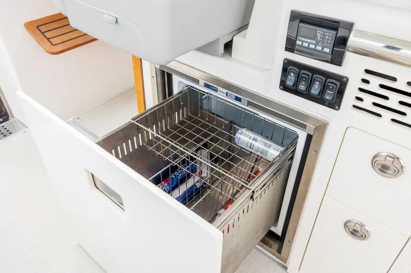 Slide: The Image of Regal 36 Grande Coupe 2022 - 61