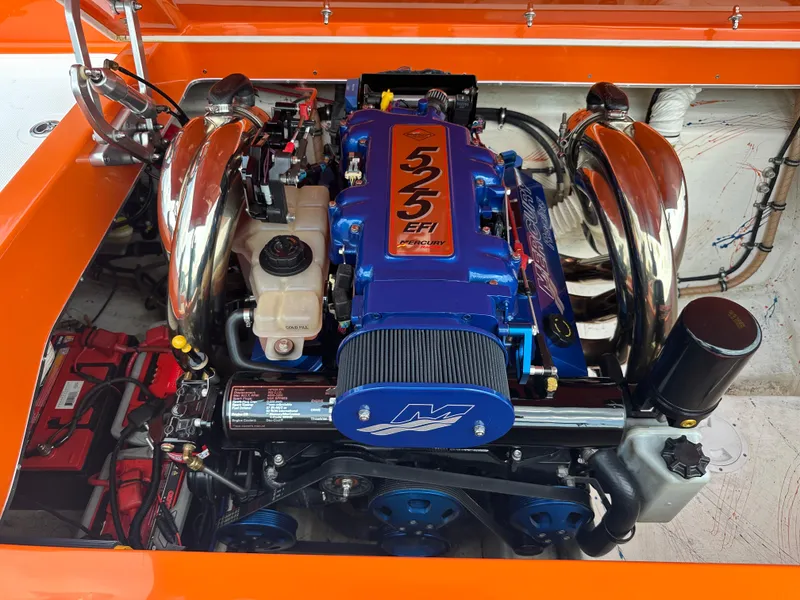 Slide: The Image of 2008 Shockwave Fundeck boat engine, featuring a powerful Mercury 525 EFI motor. - 27