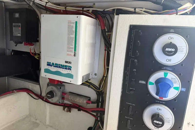 Slide: The Image of Electrical panel and inverter in 2000 Bayliner 3988 Command Bridge Motoryacht. - 70