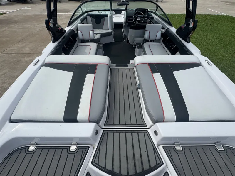 Slide: The Image of Air Nautique AIR NAUTIQUE 230 2012 - 15