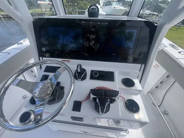 Slide: The Image of Sportsman Masters 227 Bay Boat 2026 - 22