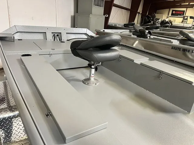 Slide: The Image of Xtreme Boats Brute 1654SS Tunnel 2026 - 5