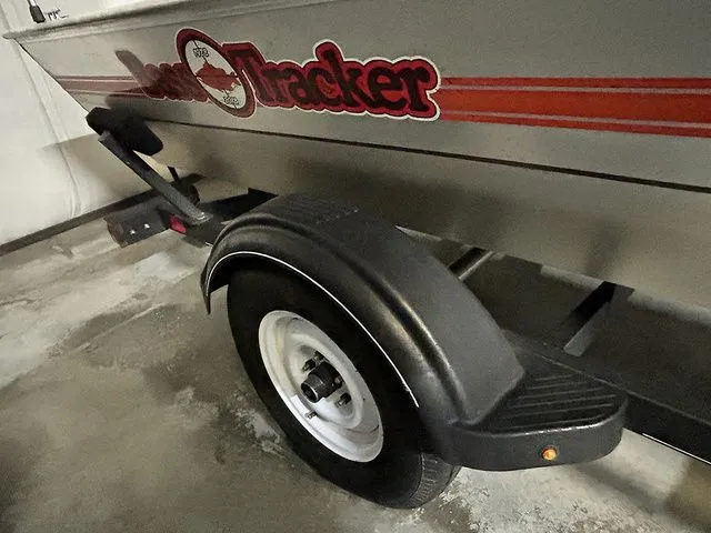 Slide: The Image of Tracker Bass Tracker 40th Anniversary Heritage Edition 2018 - 5