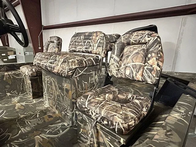 Slide: The Image of War Eagle 961 Blackhawk CC 2026 - 7