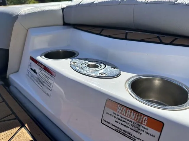 Slide: The Image of Tigé ZX5 2019 - 16