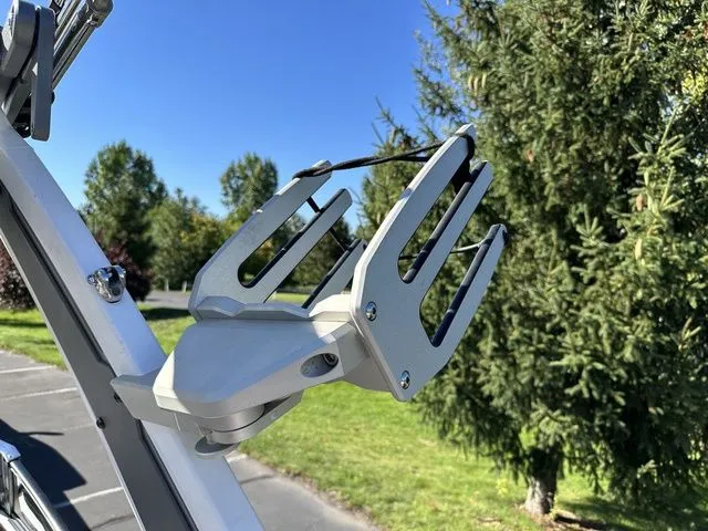 Slide: The Image of Tigé ZX5 2019 - 34