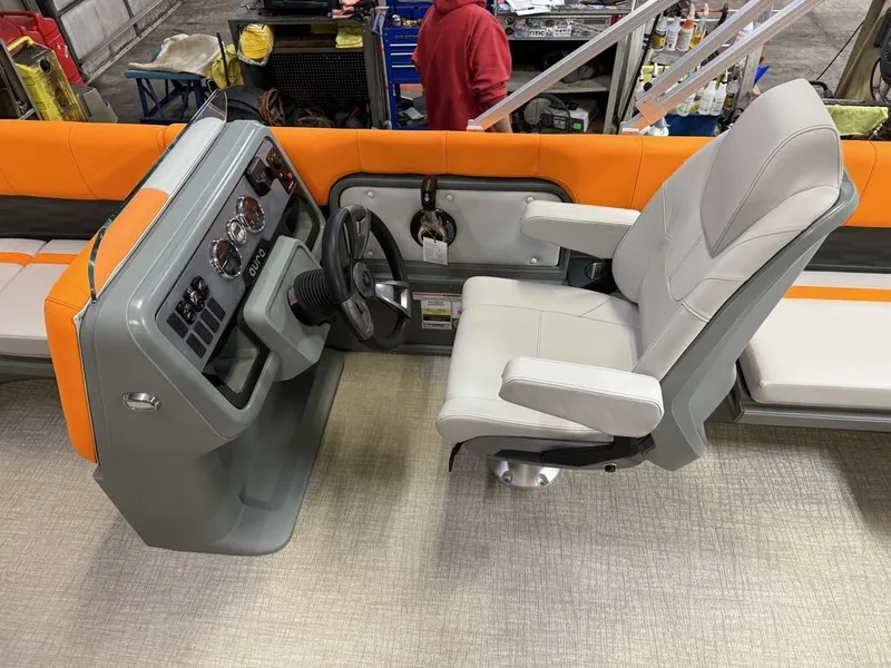 Slide: The Image of Tahoe Aura 50HP 1985 Quad Lounge 2025 - 13