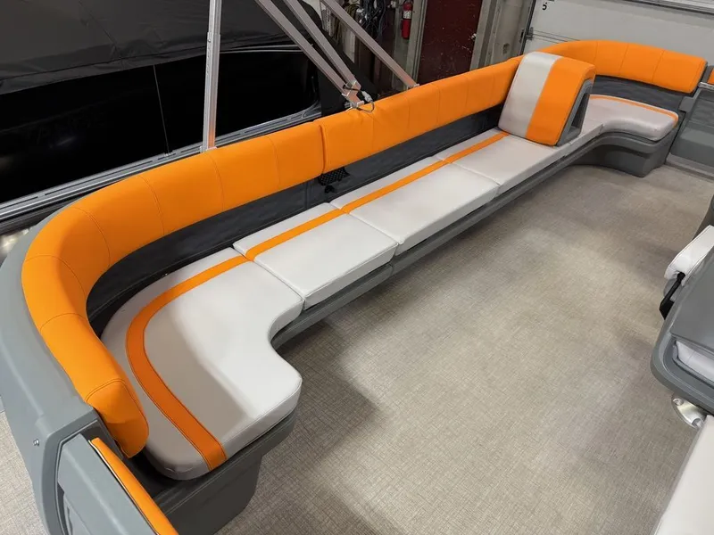 Slide: The Image of Tahoe Aura 50HP 1985 Quad Lounge 2025 - 20