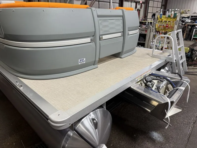 Slide: The Image of Tahoe Aura 50HP 1985 Quad Lounge 2025 - 38