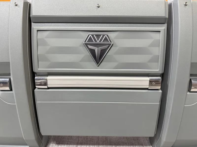 Slide: The Image of Tahoe Aura 2185 Quad Lounge & 90HP 4-Stroke EFI 2025 - 37