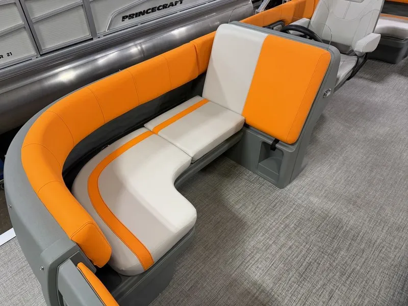 Slide: The Image of Tahoe Aura 90HP 2185 Quad Lounge 2025 - 13