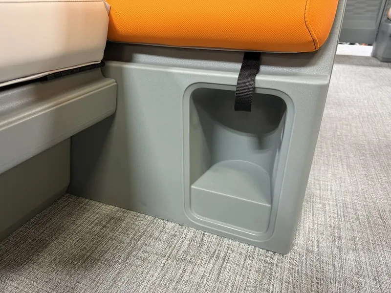 Slide: The Image of Tahoe Aura 90HP 2185 Quad Lounge 2025 - 30