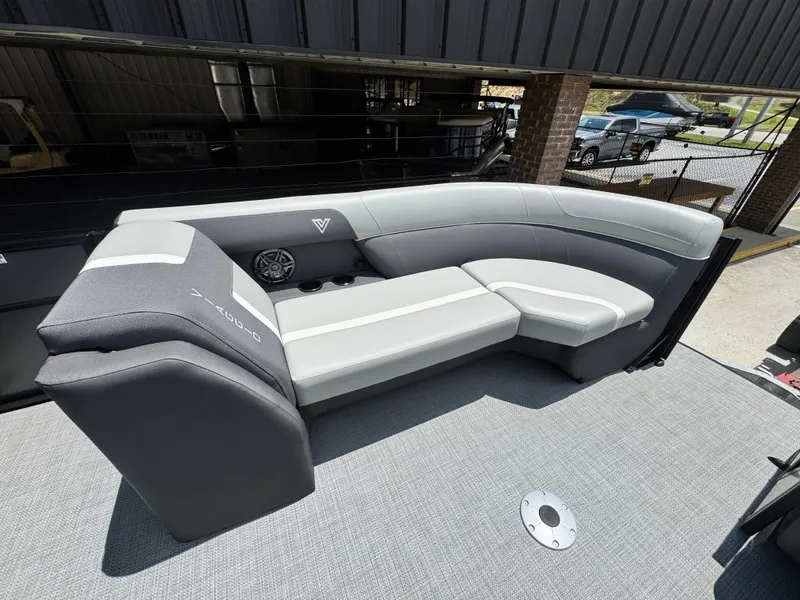 Slide: The Image of Viaggio X22S 2025 - 6