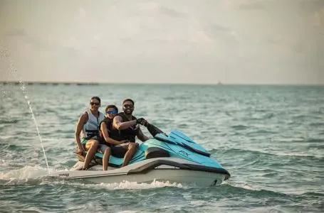 Slide: The Image of Yamaha FX Cruiser HO 2025 - 10