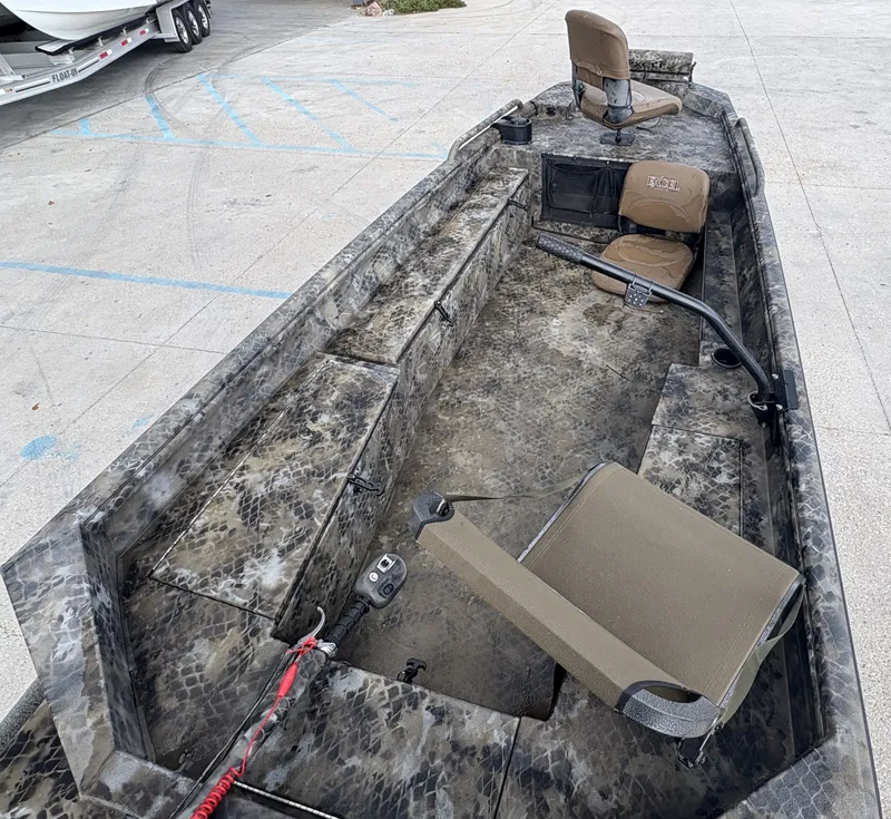 Slide: The Image of Excel F4 2023 - 3