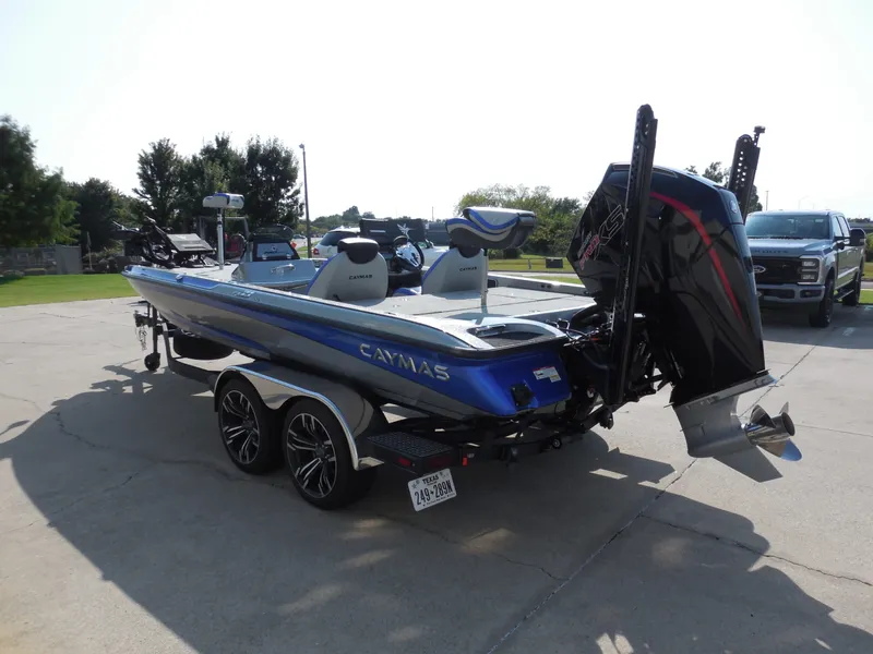 Slide: The Image of Caymas CX 21 PRO 2025 - 3