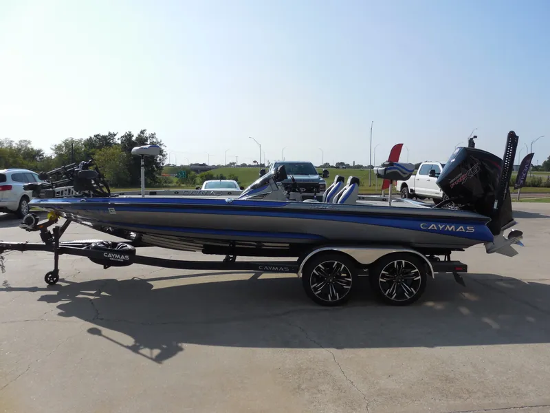 Slide: The Image of Caymas CX 21 PRO 2025 - 4