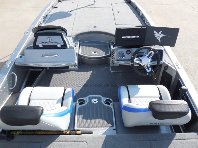 Slide: The Image of Caymas CX 21 PRO 2025 - 6