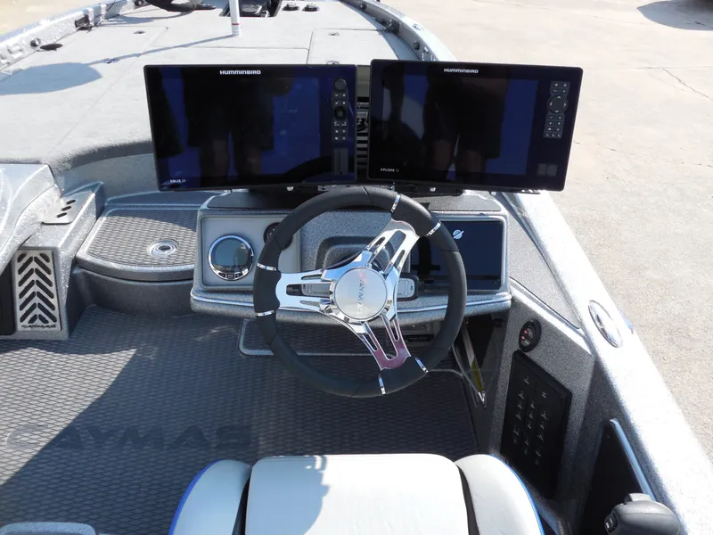 Slide: The Image of Caymas CX 21 PRO 2025 - 7