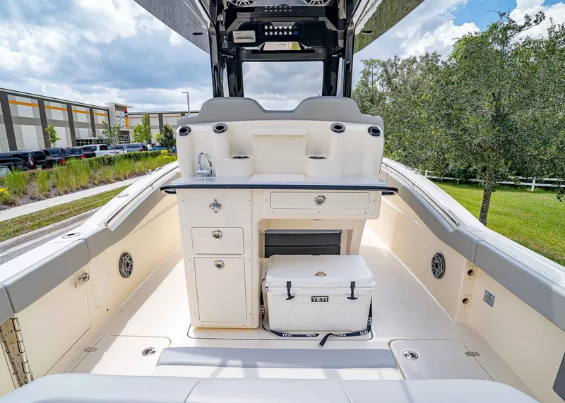 Slide: The Image of Scout 288 LXF 2026 - 10