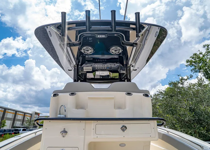 Slide: The Image of Scout 288 LXF 2026 - 11