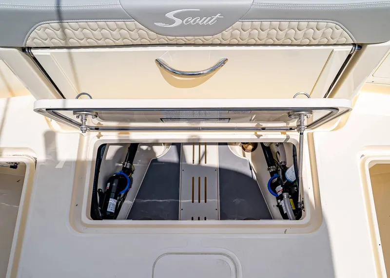 Slide: The Image of Scout 288 LXF 2026 - 15