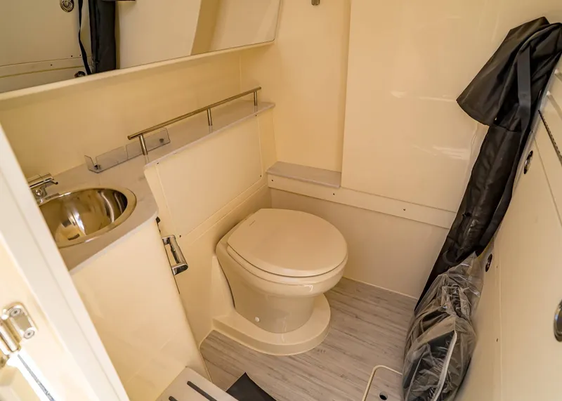 Slide: The Image of Scout 288 LXF 2026 - 25