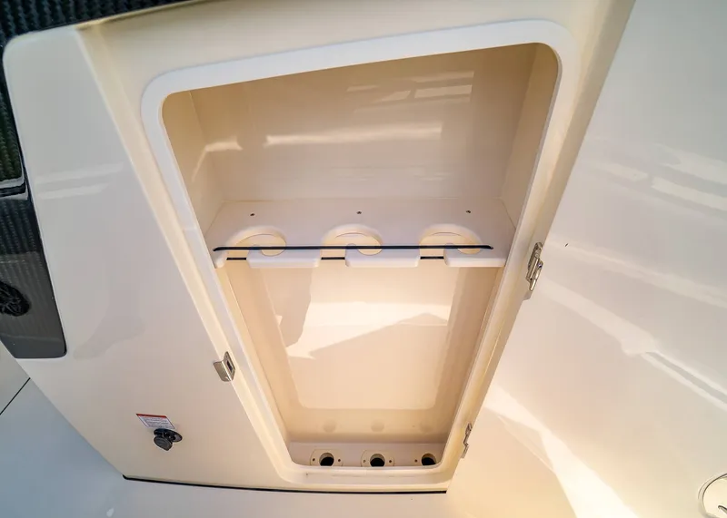 Slide: The Image of Scout 288 LXF 2026 - 27