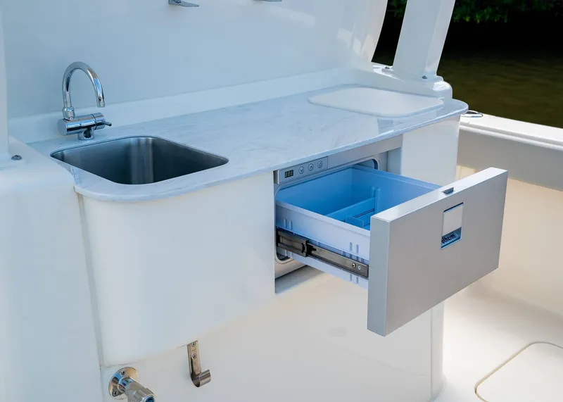 Slide: The Image of Scout 330 LXF 2026 - 5