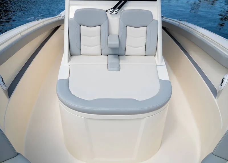 Slide: The Image of Scout 330 LXF 2027 - 21