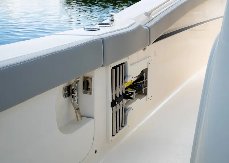 Slide: The Image of Scout 330 LXF 2027 - 6