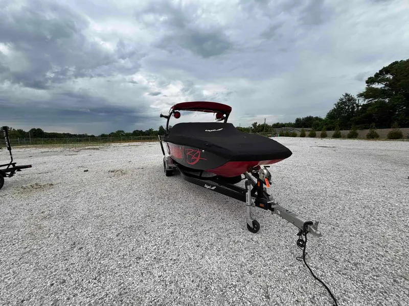 The Image of Tigé RZ4 2010 - 1