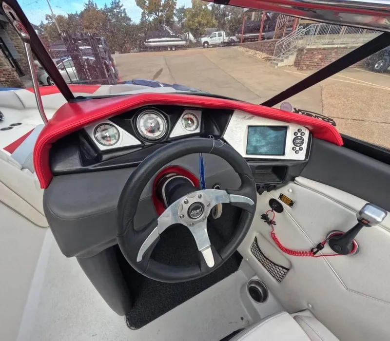 Slide: The Image of Tigé RZ4 2010 - 13