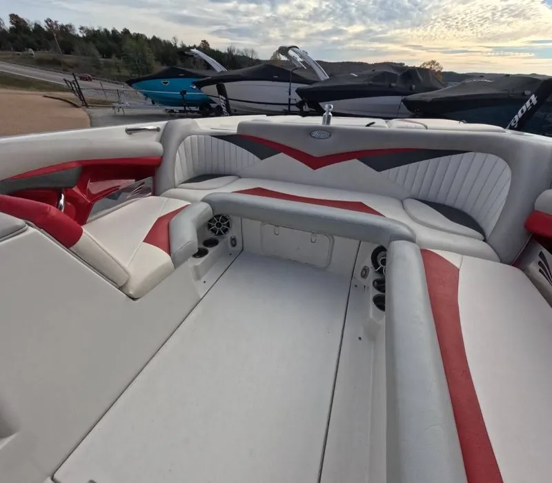 Slide: The Image of Tigé RZ4 2010 - 20