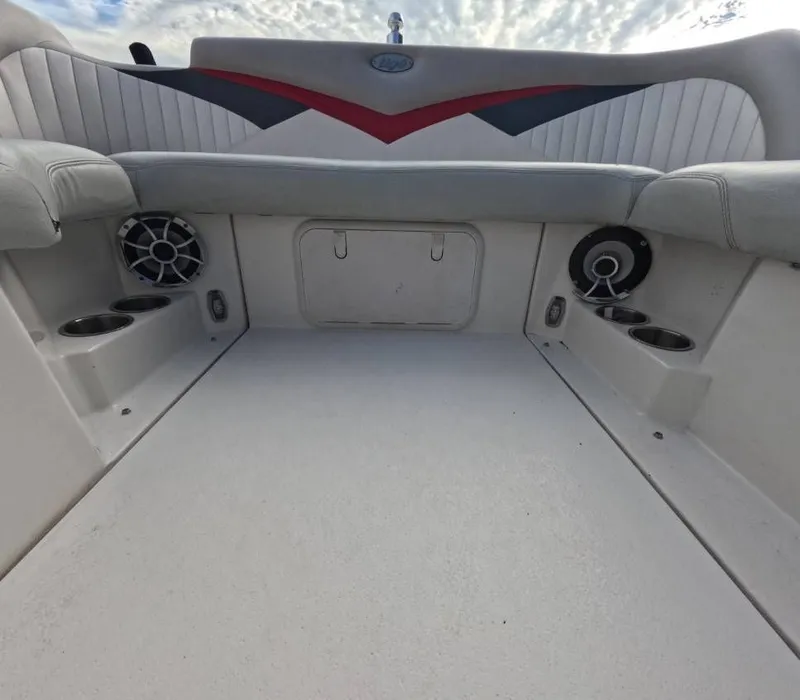 Slide: The Image of Tigé RZ4 2010 - 21