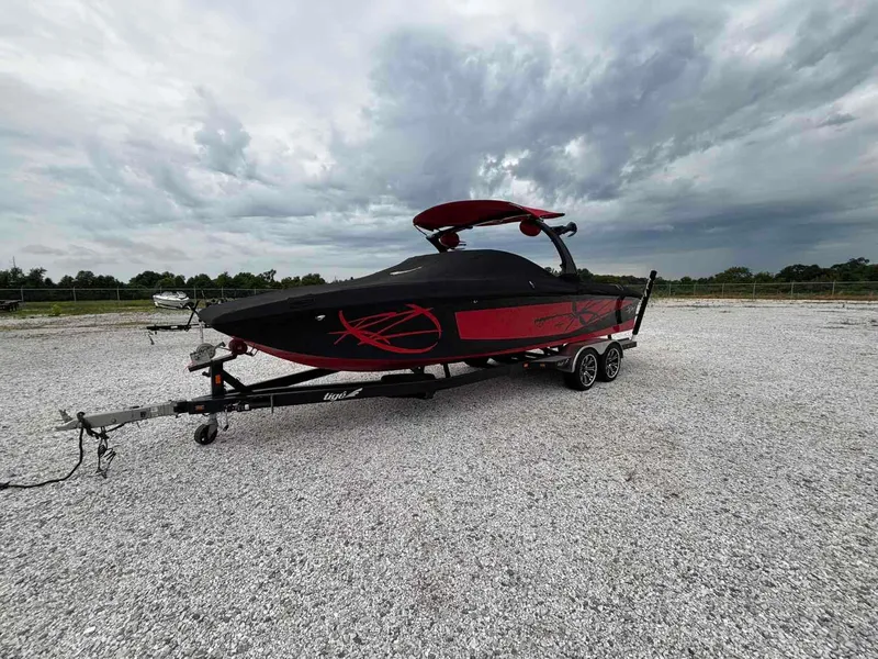 Slide: The Image of Tigé RZ4 2010 - 4