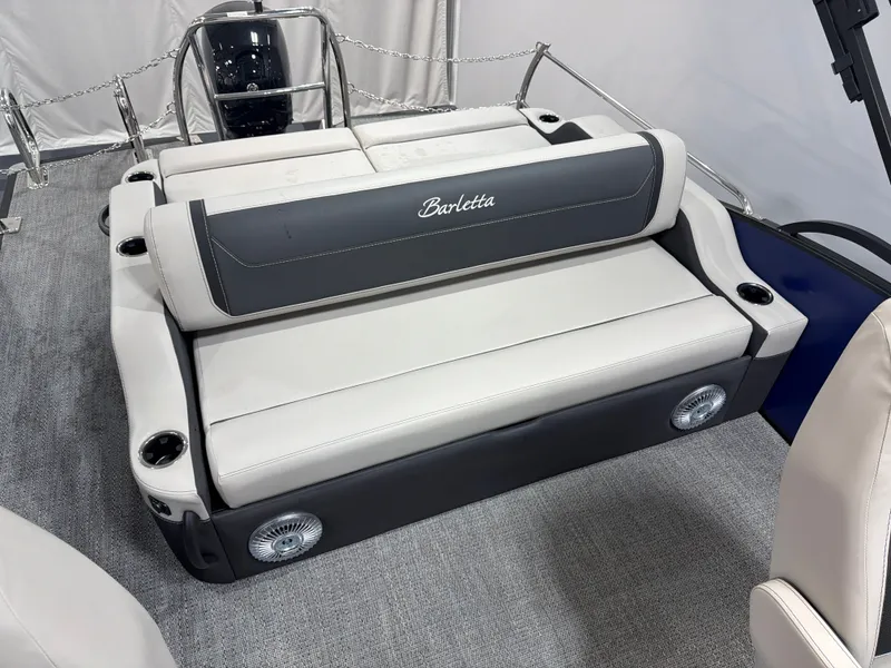 Slide: The Image of Barletta Cabrio 22UC 2026 - 11