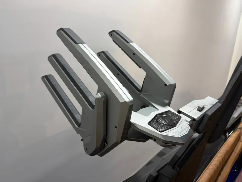 Slide: The Image of Malibu M242 2026 - 21