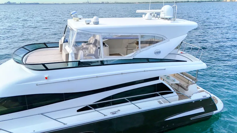 Slide: The Image of Neptunus 62 Flybridge 2005 - 10