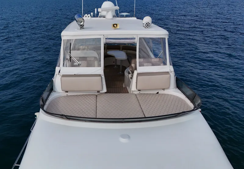 Slide: The Image of Neptunus 62 Flybridge 2005 - 13