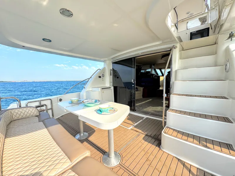 Slide: The Image of Neptunus 62 Flybridge 2005 - 21